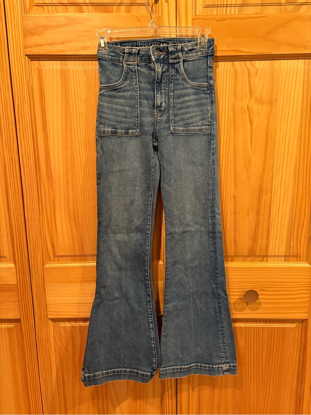 American Eagle Super High-Rise Flare Jeans juniors size 00